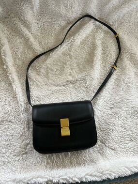 Classy Black pu-Leather Crossbody/Shoulder Bag